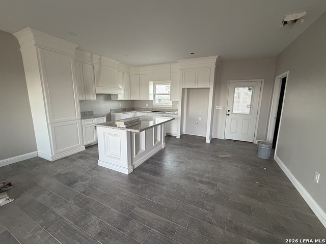 786 Molina Loop Property Photo 2