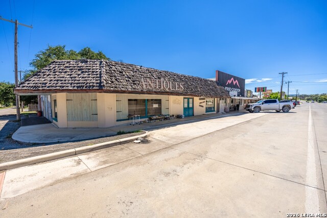 210 S Us Highway 83 Property Photo 1