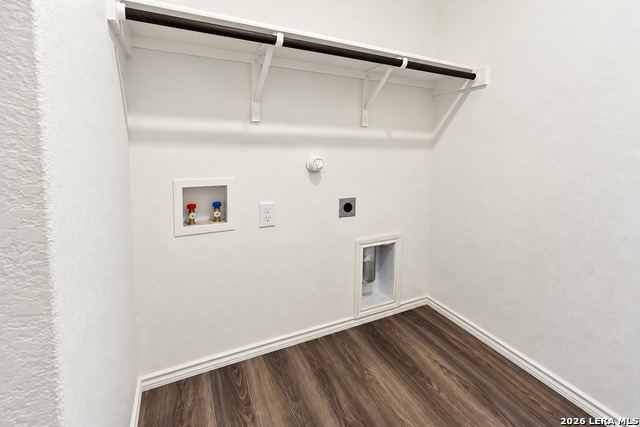 4150 Admirals Bnd Property Photo 2