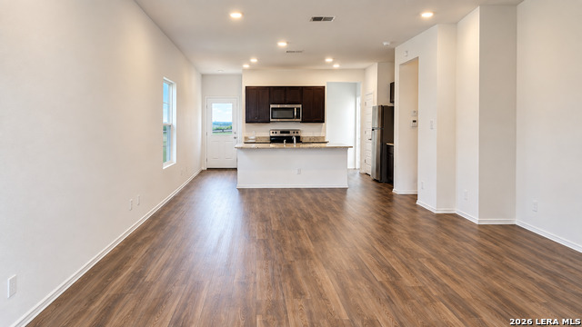 4150 Admirals Bnd Property Photo 4