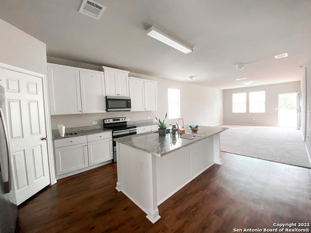 6802 Freedom Hills Property Photo 5
