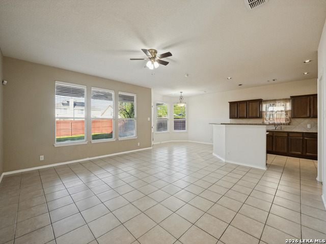 9819 Discovery Dr Property Photo 4