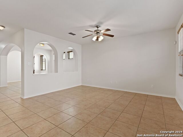 4219 Woodbridge Way Property Photo 14