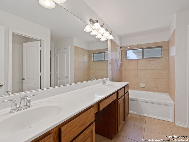 4219 Woodbridge Way Property Photo 21