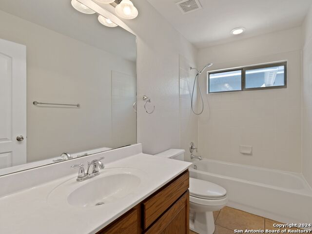 4219 Woodbridge Way Property Photo 23