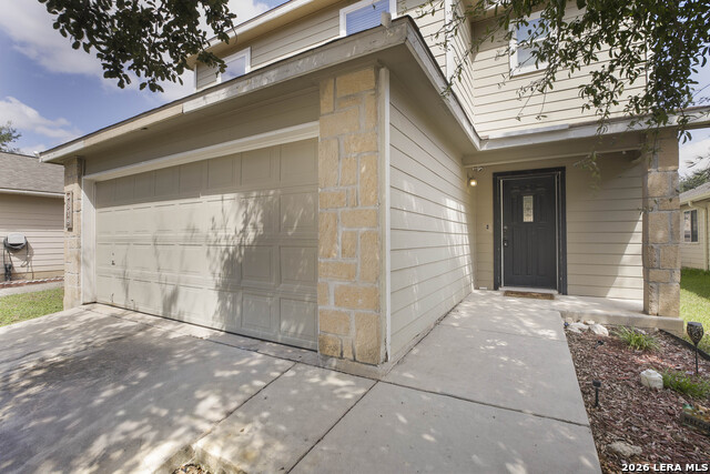 9819 Woodland Pines Property Photo 1