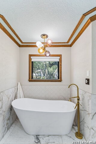 28160 Windwood Dr E Property Photo 11
