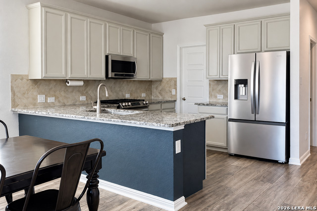 233 Wickersham Property Photo 3