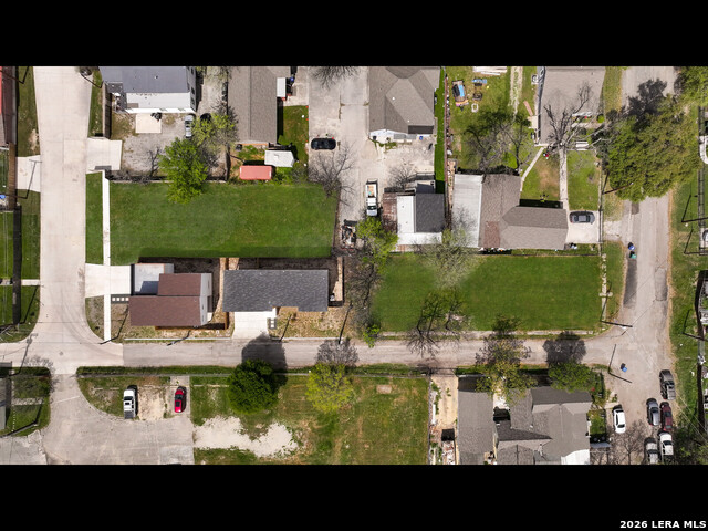 122 Pierce Property Photo 6