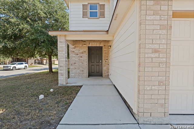 3606 Friendly Acres Property Photo 4