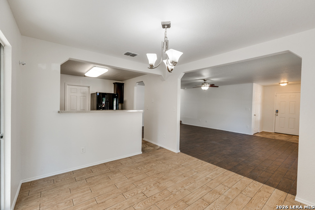 3606 Friendly Acres Property Photo 6