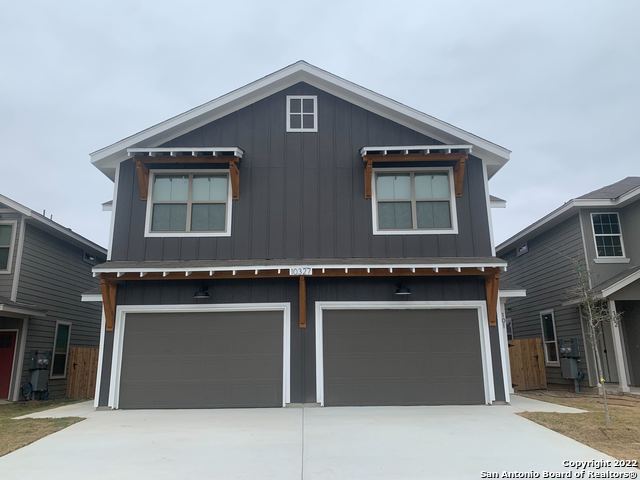 10327 Candlewood Way Property Photo 3