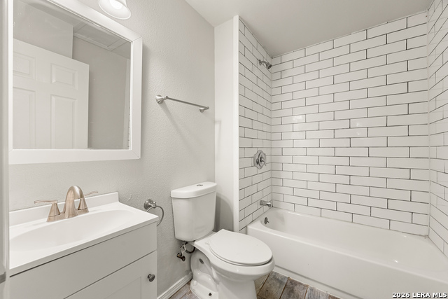 4135 Ramsgate St Property Photo 19