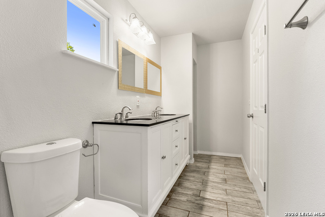 4135 Ramsgate St Property Photo 31