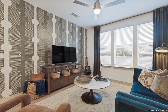1506 N Prairie Ave Property Photo 5