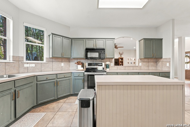 3860 Tavern Oaks St Property Photo 14