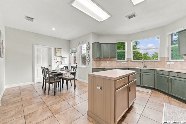 3860 Tavern Oaks St Property Photo 16