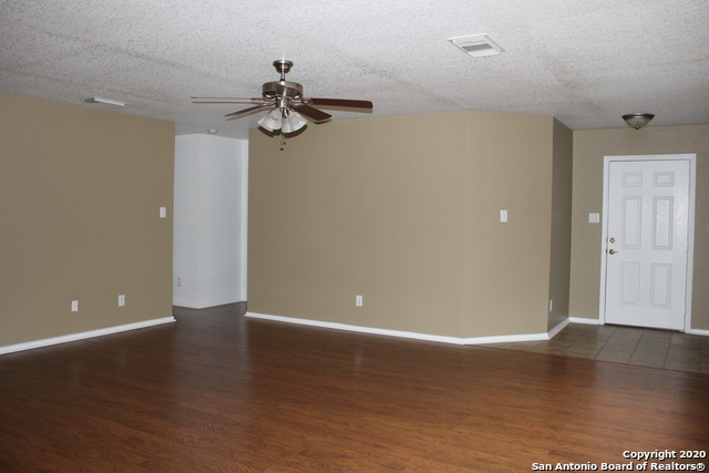 11212 Forest Pass Ct Property Photo 2