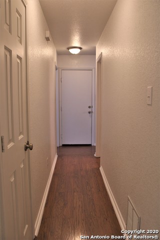 11212 Forest Pass Ct Property Photo 9