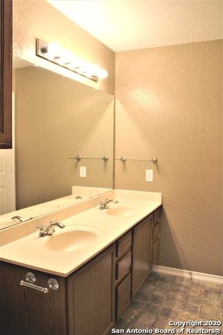 11212 Forest Pass Ct Property Photo 20