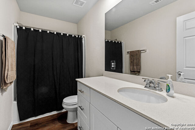 6602 Turnpike Property Photo 9
