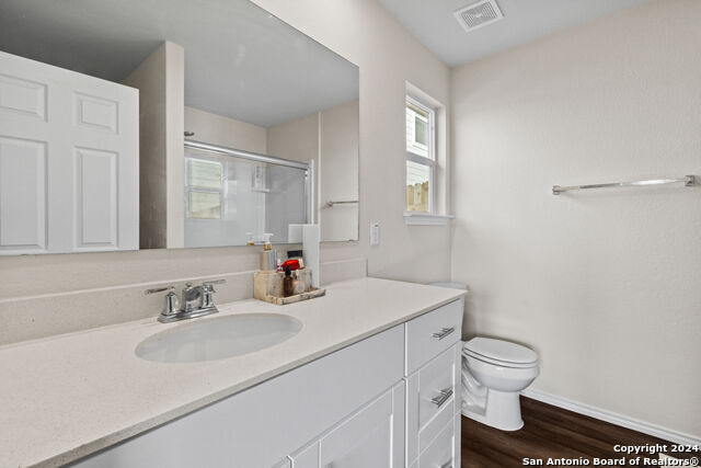 6602 Turnpike Property Photo 12