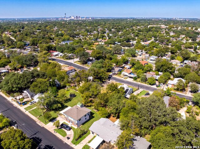 2216 Mckinley Ave Property Photo 2
