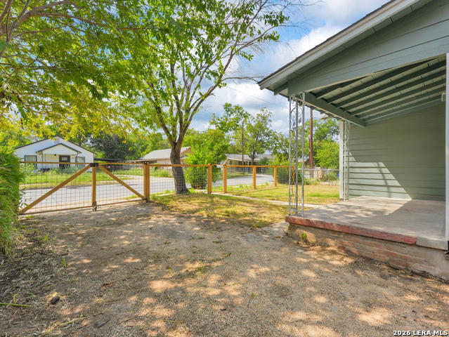 247 Wingate Ave Property Photo 4