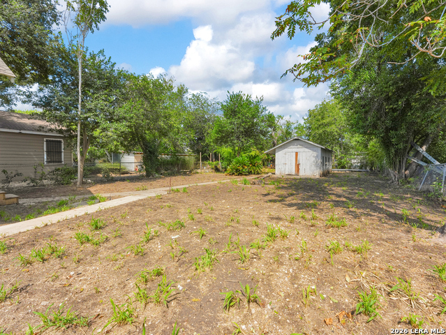 247 Wingate Ave Property Photo 27