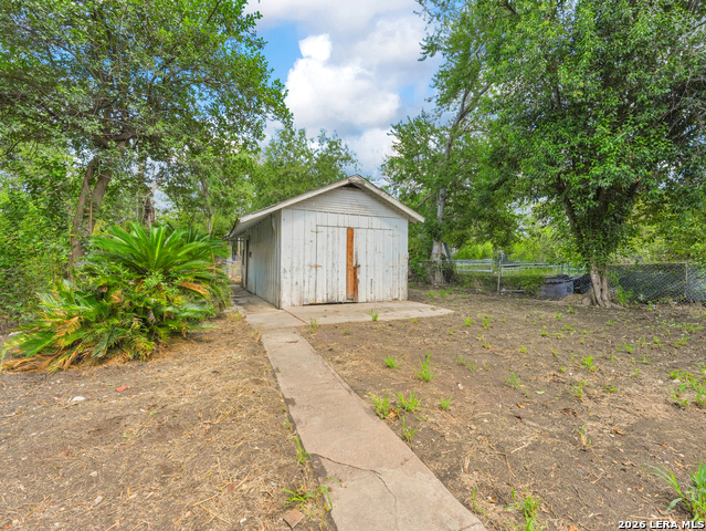 247 Wingate Ave Property Photo 28