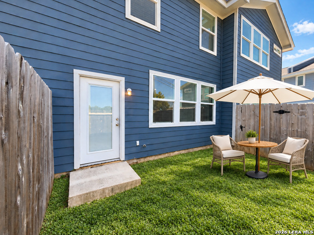 6918 Crestway Rd Property Photo 7