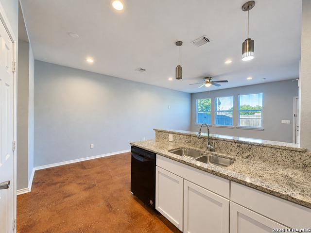 6918 Crestway Rd Property Photo 14