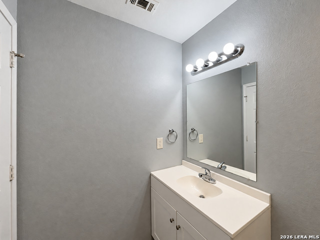 6918 Crestway Rd Property Photo 23