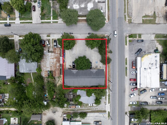 1702 W Craig Pl Property Photo 2