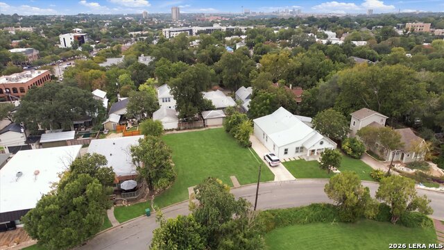 328 Albany St Property Photo 1