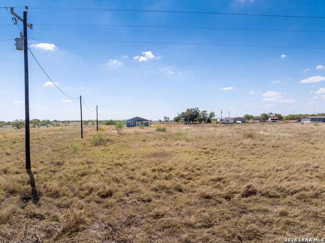 815 E Fm 462 Property Photo 32