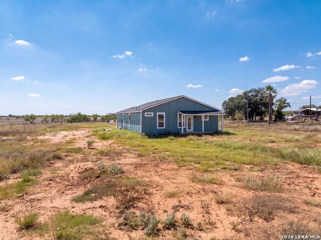 815 E Fm 462 Property Photo 36