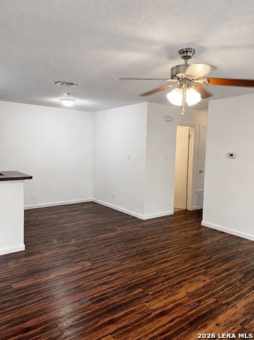 8922 Emerald Spg Property Photo 6