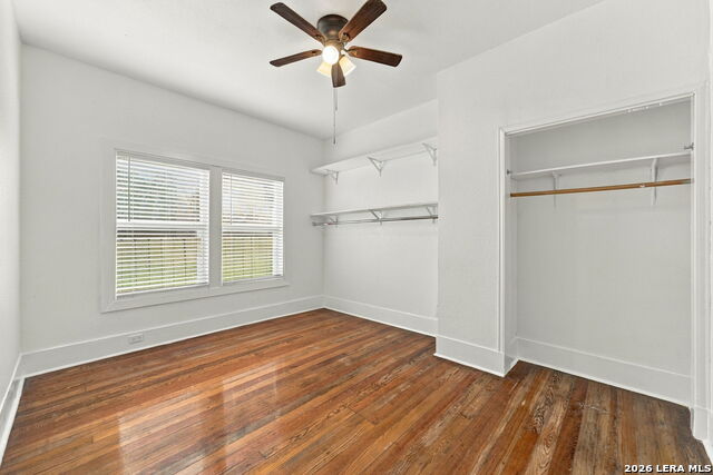 1323 Burnet St Property Photo 18