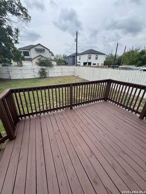 1323 Burnet St Property Photo 21