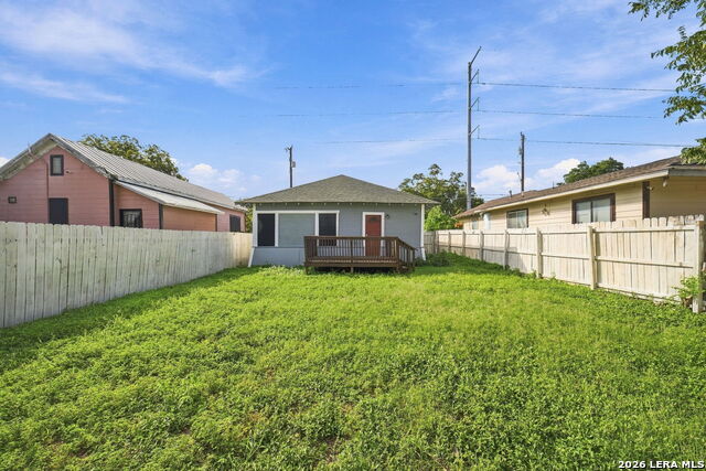 1323 Burnet St Property Photo 29