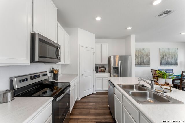 4646 Nightstar Property Photo 7