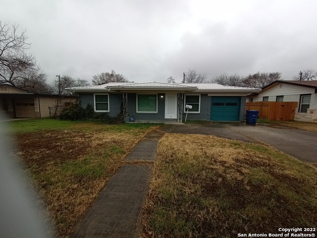 342 Barbara Dr Property Photo 1