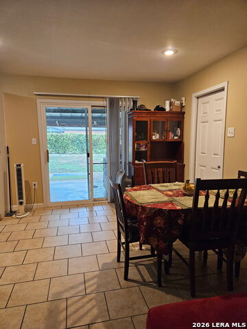 2022394 Property Photo 5