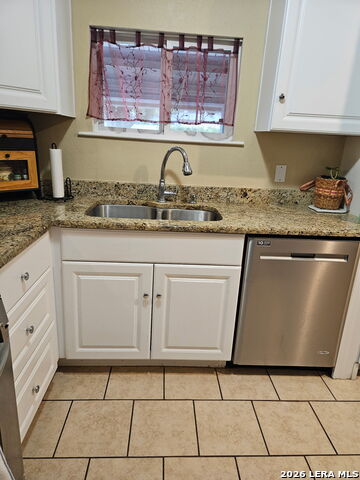 2022394 Property Photo 8