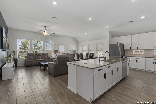 14118 Hertford Shire Property Photo 1