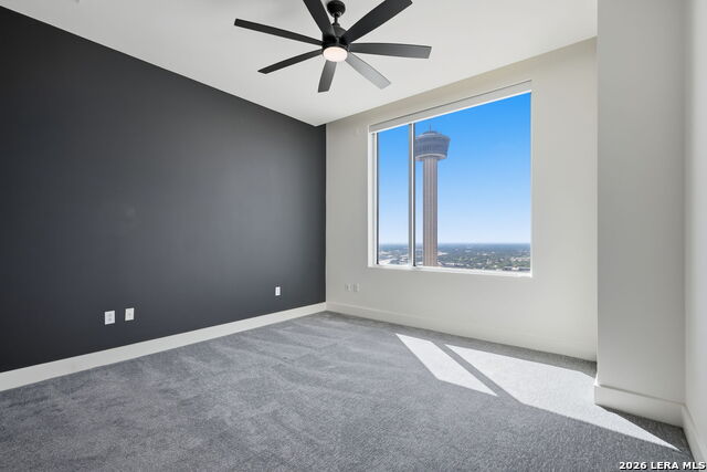 610 E Market St Property Photo 41