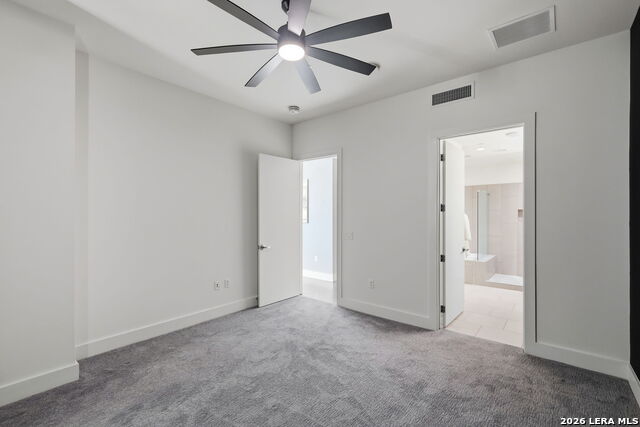 610 E Market St Property Photo 44