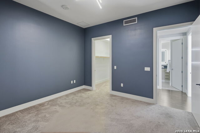 610 E Market St Property Photo 48