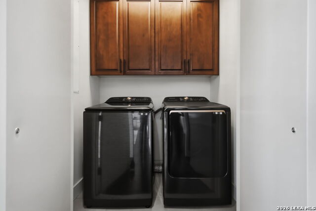 610 E Market St Property Photo 65